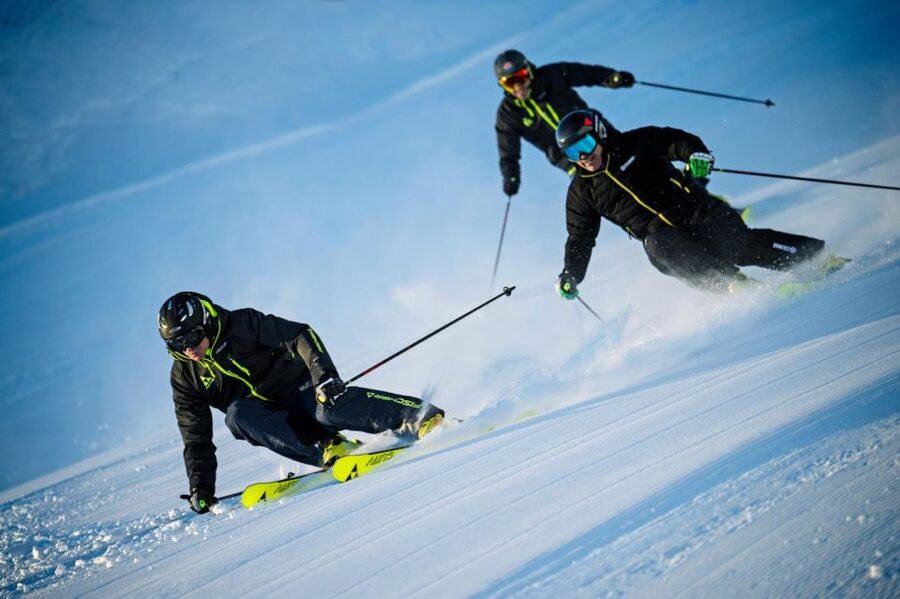 1 day Adult Ski Lessons for First Timers at Feldberg - Three hours learning the snow plow and first turns
