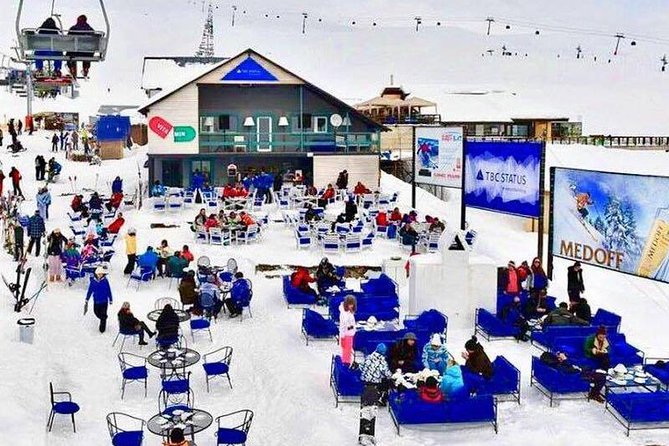 Ananuri, Gudauri ski resort, private tour - Zhinvali Reservoir: a 30-minute first stop