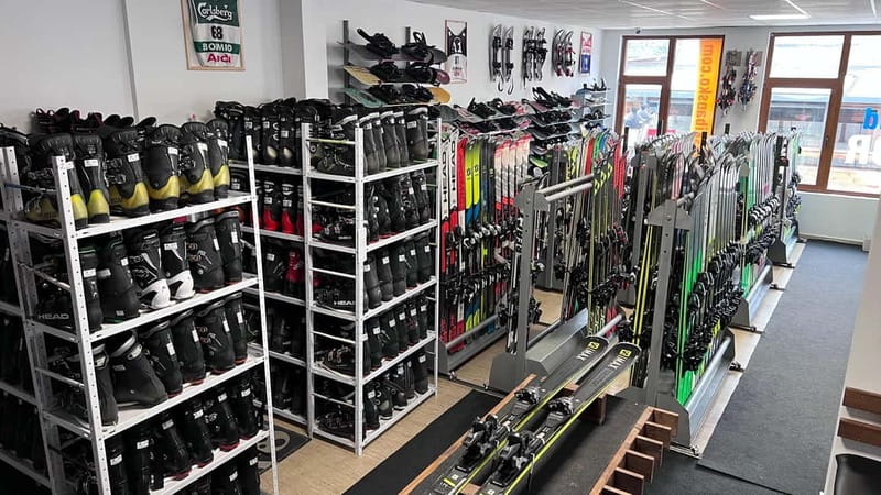 Bansko: Ski and Snowboard equipment rental - What is included and what you need to bring