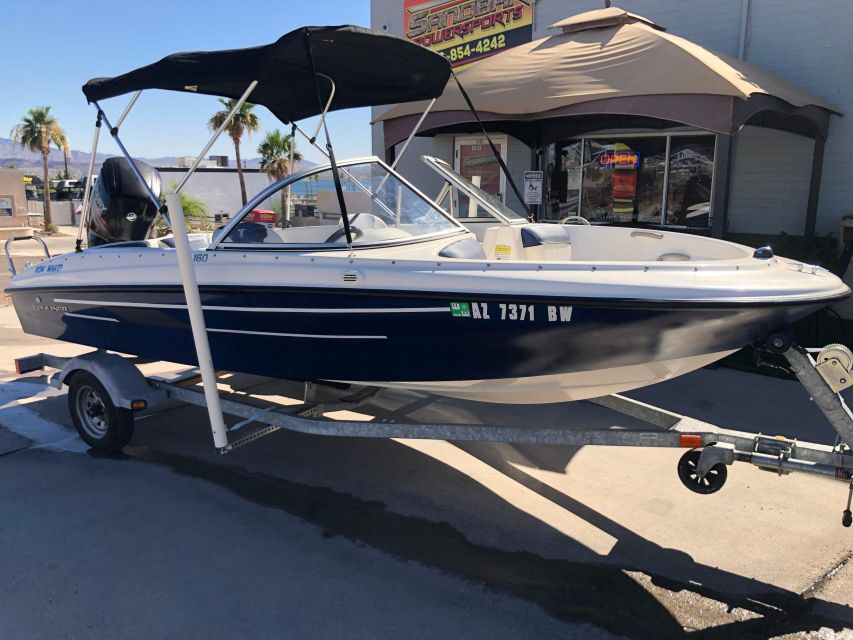 Bayliner Ski Boat - Heading toward Topock Gorge