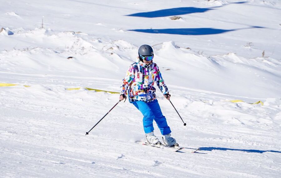 Cappadocia: Mount Erciyes Skiing and Snowboarding Tour - The professional runs and the cable car