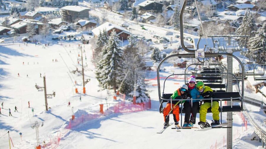 Chamonix: Private 1st Ski Lesson with Equipment and Clothing - What the private lesson changes