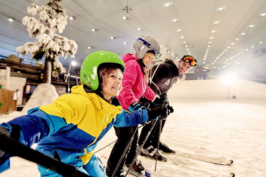 Dubai: 2-Hour or Full-Day Slope Session at Ski Dubai - Timing, crowds, and slope manners