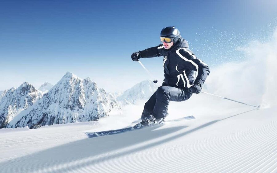 From Cannes or Nice: A Day Ski Trip in the Alps - Why the private format matters