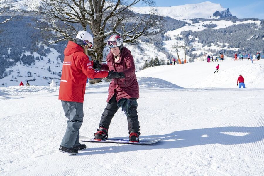 From Interlaken: Grindelwald Beginners Snowboarding Lesson - Getting comfortable on Bodmi’s beginner slopes