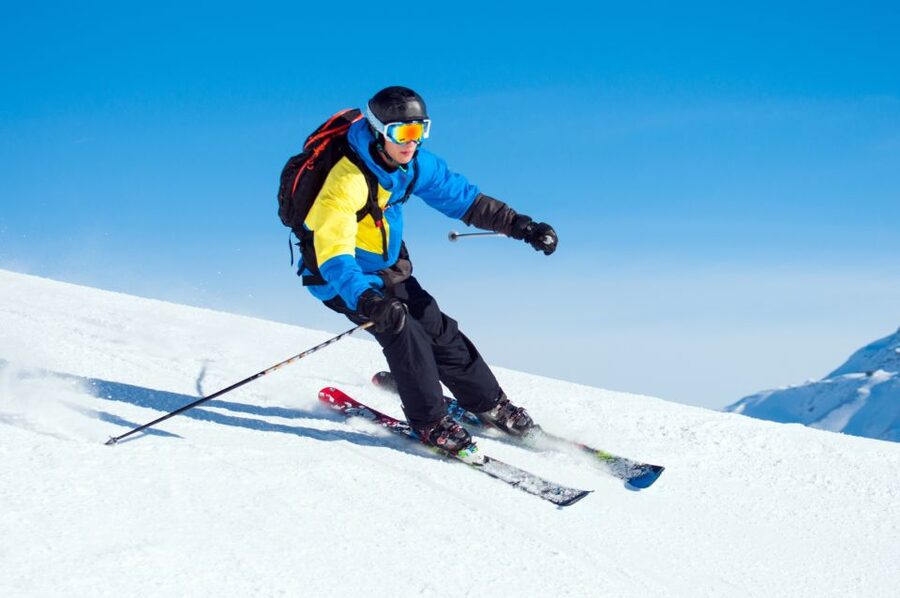 From Krakow: 3-Hour Skiing Experience Suitable for Beginners - Equipment rental and what to wear