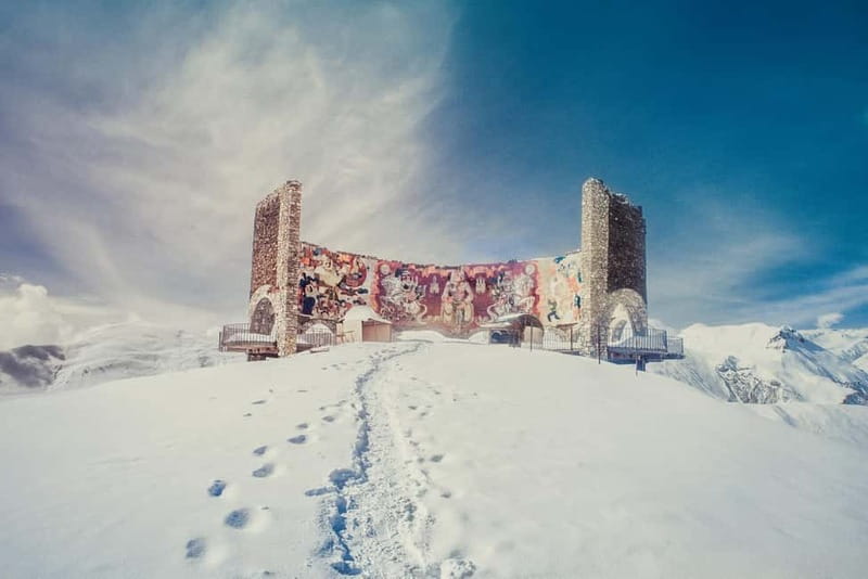 From Tbilisi: Gudauri Ski Resort or Kazbegi Day Tour - Stepantsminda and the final approach to Gergeti
