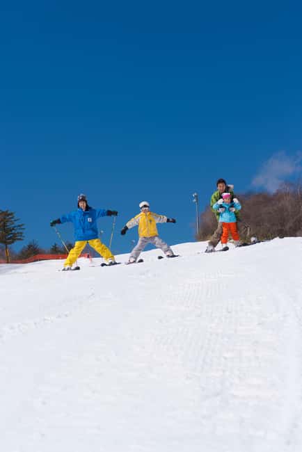From Tokyo: Fujiyama Snow Resort Yeti Winter Ski Day Tour - Leaving Tokyo for the slopes