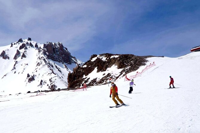 Full Day Erciyes Ski Tour Experience from Cappadocia - All-Inc - Lunch, drinks, and the afternoon rhythm