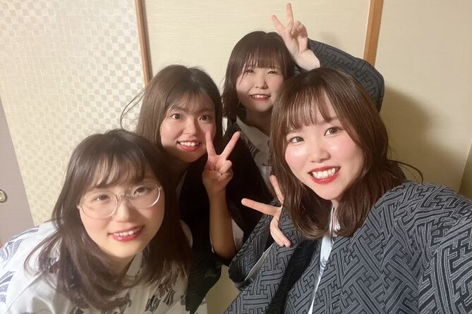 Full Day Private Skiing / Snowboarding Tour in Sapporo - Jozankei Onsen and the optional dinner