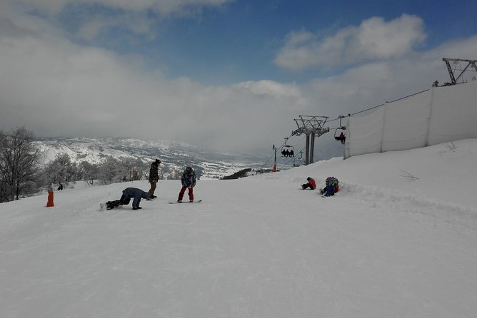 Full Day Snowboard Lesson (6 hours) - Six hours of private snowboard coaching