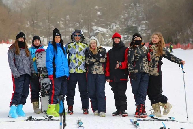 Huaibei Ski Resort and Mutianyu Great Wall Private Day Tour - Huaibei International Ski Resort: two and a half hours on snow