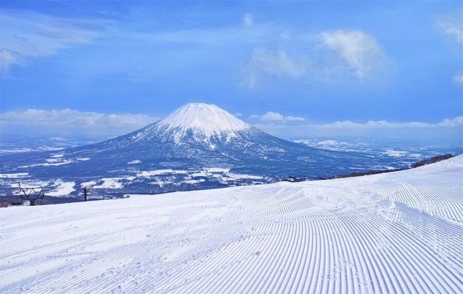Mt. Fuji Skiing Experience- YETI Ski Resort & Onsen Day Trip - Why this Mt. Fuji ski day works
