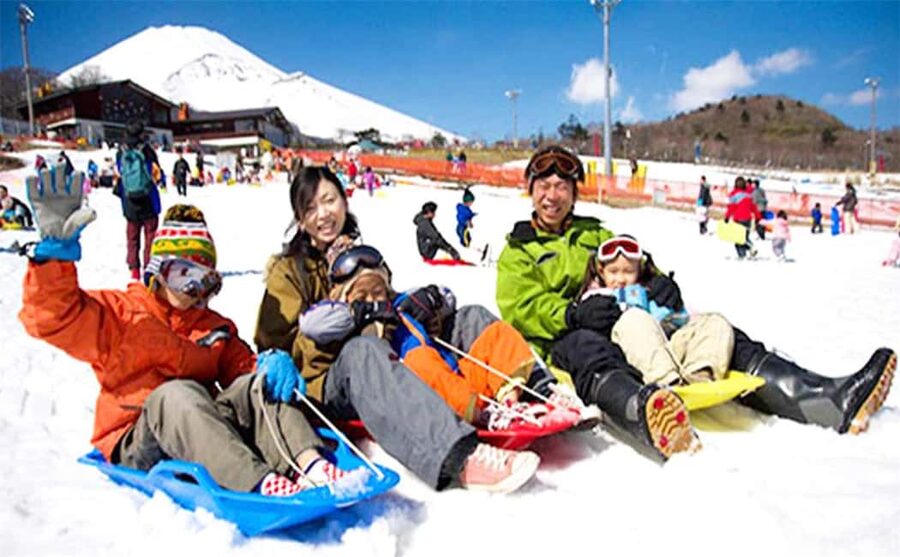 Mt. Fuji Skiing Experience- YETI Ski Resort & Onsen Day Trip - Food, cash, and what to bring