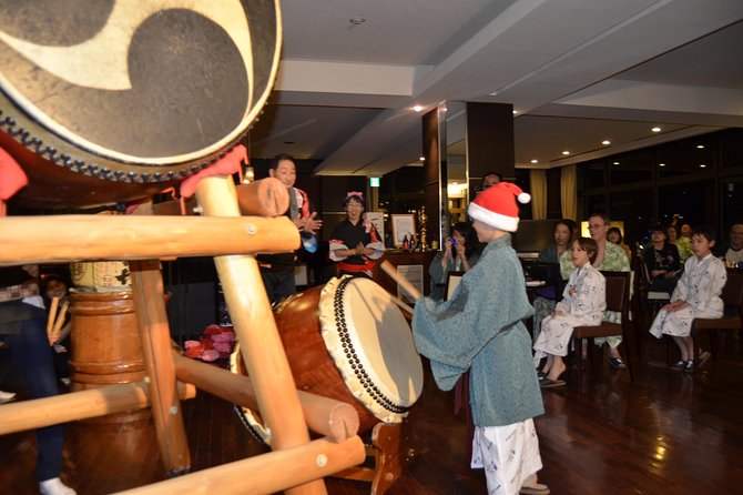 Nagano Ski Buffet - The ski program: powder first, with guiding for different abilities