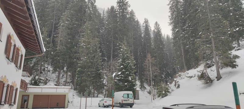 Private Andorra or Pyrinees Ski / Snowboard Tour Day trip - Key points at a glance