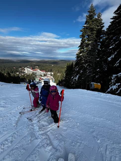 Private-(group) ski or snowboard lessons in Borovets - Equipment and lift-pass costs