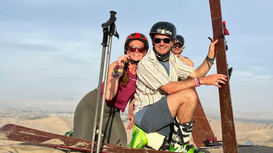 Pro Sanboarding or skiing in Huacachina from Lima - Day trip - The long road to the Ica desert