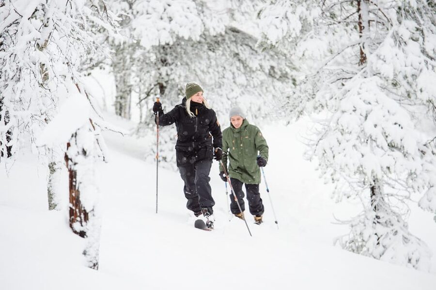 Pyhätunturi: Try Wilderness Skiing in Finnish Lapland - Returning to Camp Kitchen & Bar