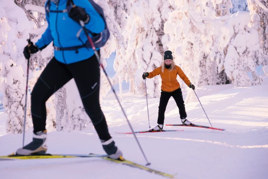 Ruka: Cross-country skiing - Getting fitted with skis, shoes, and poles