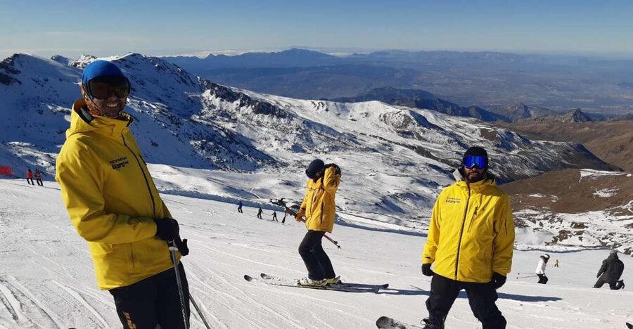 Sierra Nevada: Ski or Snowboard Equipment Rental - Key points to know before you book