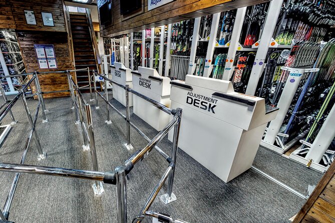 Ski and Snowboard equipment rental in Bansko - Service strengths and one serious warning