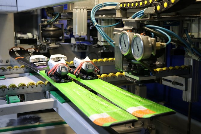Ski and Snowboard Equipment servicing in Bansko - Base repair, waxing, polishing, and edge sharpening
