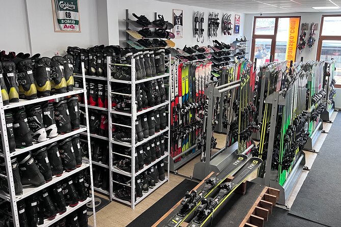 Ski and Snowboard Rental in Bansko - Key points before you book