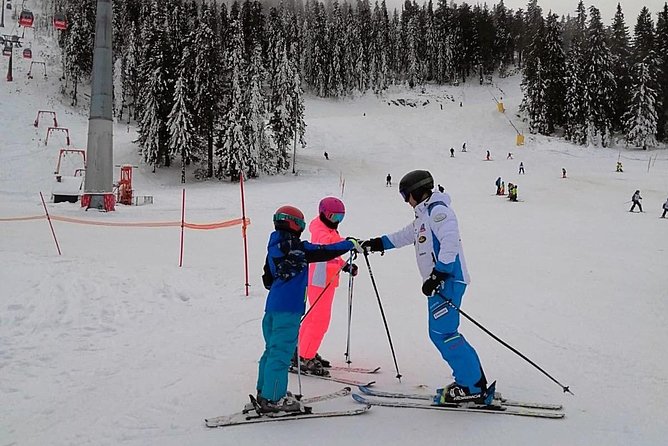 Ski / Snowboard Lessons on the Slopes of Poiana Brasov - Two hours with a licensed ski or snowboard instructor