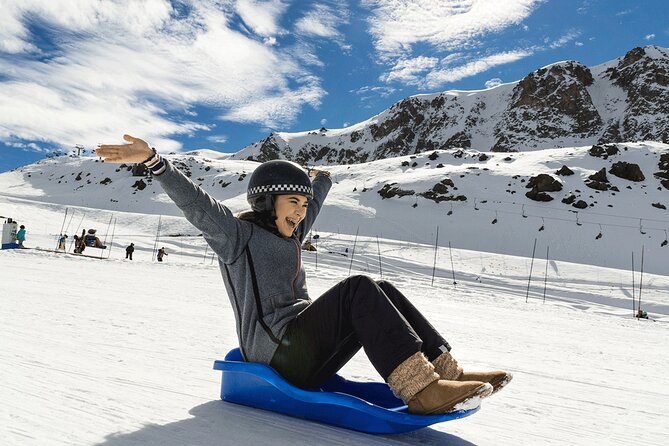 Skiing in Farellones Park: Ski Tickets, Lessons, Transportation and More - Clothing, comfort, and the unglamorous parts