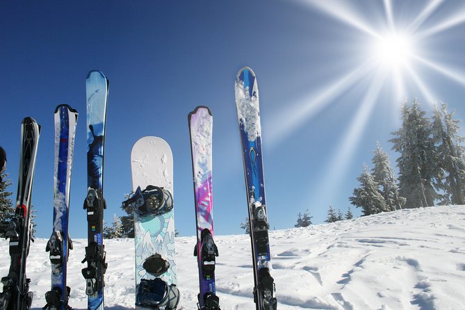Skiing / Snowboarding & Therms in the Tatra Mountains - The 9:00 am start and ride south