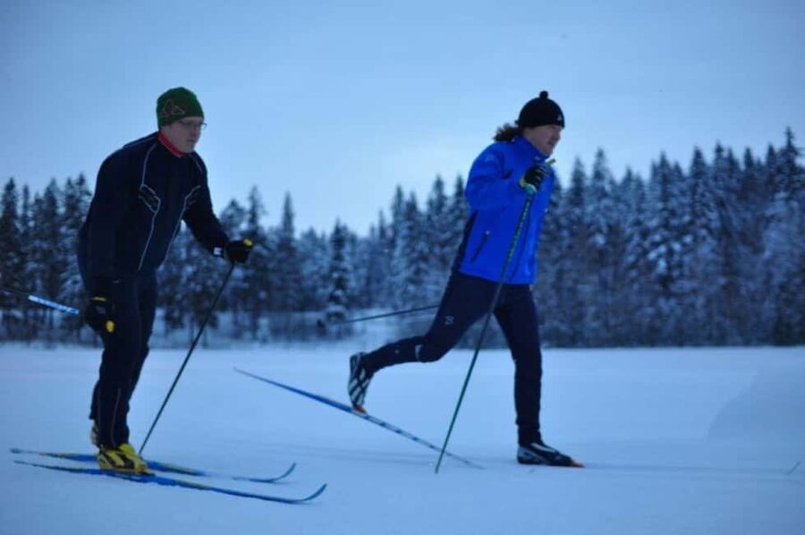 Tampere: Classic Ski Technique Lesson in Kauppi - Learning the basic classic-skiing movement