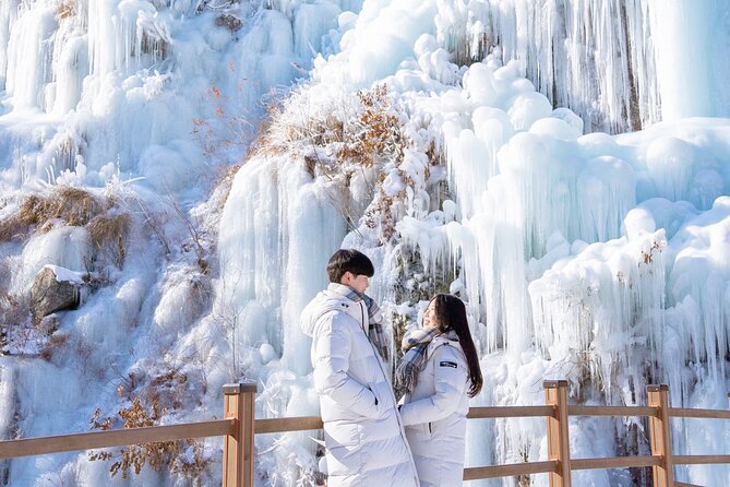 Vivaldi Park Winter Ski with Eobi Ice Valley Day Tour from Seoul - Two winter stops beyond Seoul