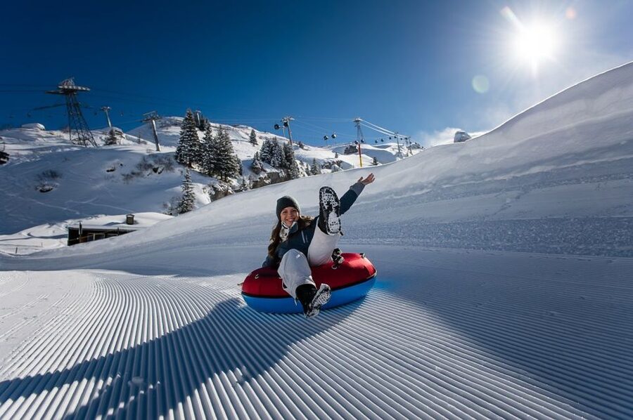 Zurich: Titlis First Time Ski Experience & Lucerne - Your first ski turns on a gentle slope